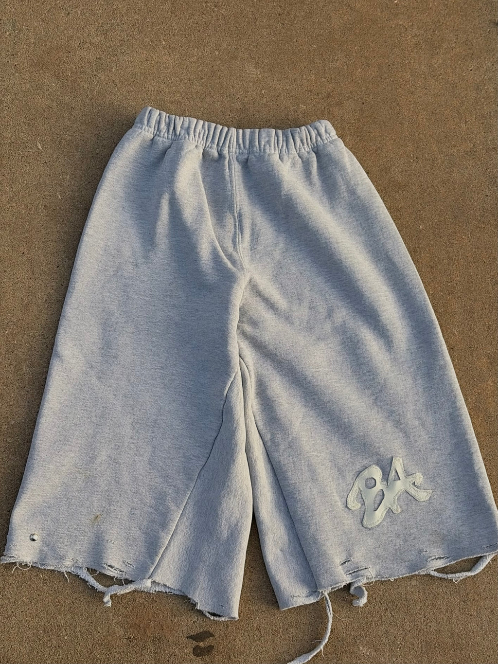 1of1 BORNAGAIN / NAVY CAPRIS (size S)