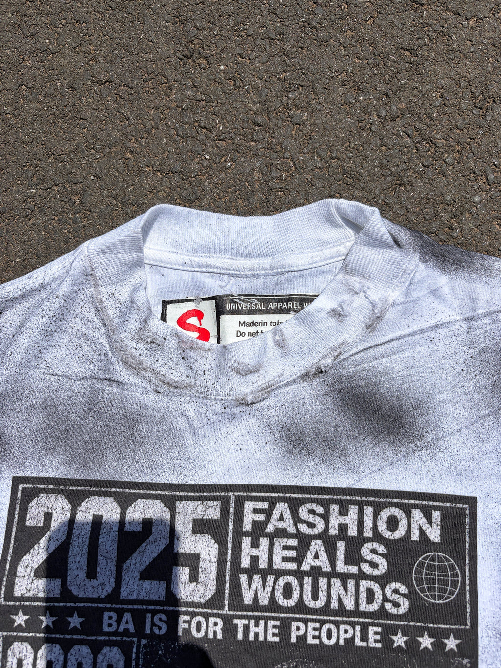 TAKEOVER TEE
